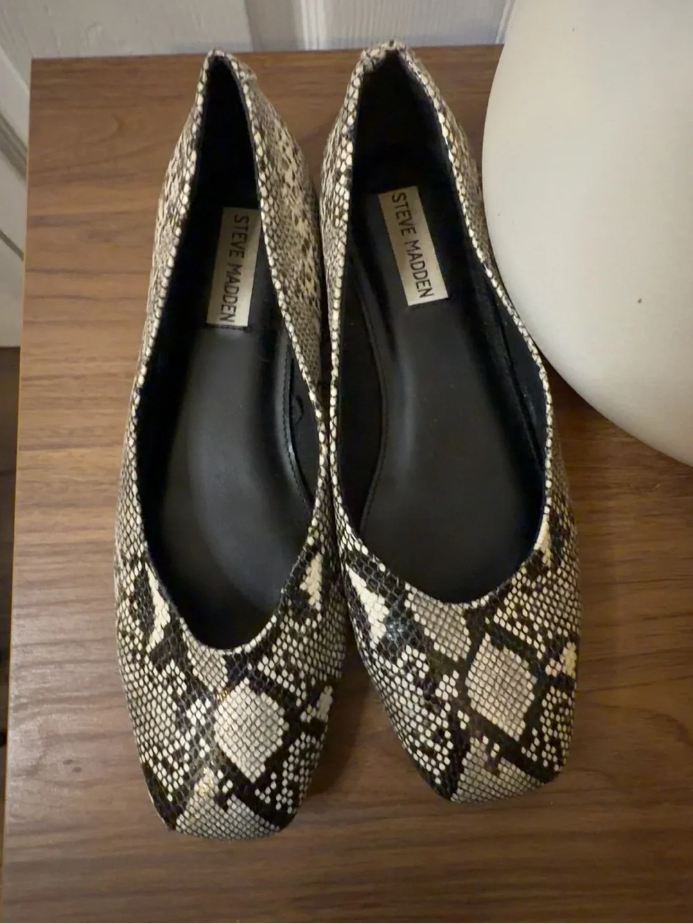 Steve Madden Snakeskin Square Toe Ballet Flats Size 8.5 Y2K